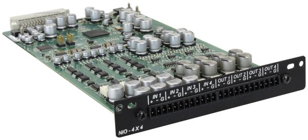 naopページ NIO™ 4x4 - Peavey Commercial Audio